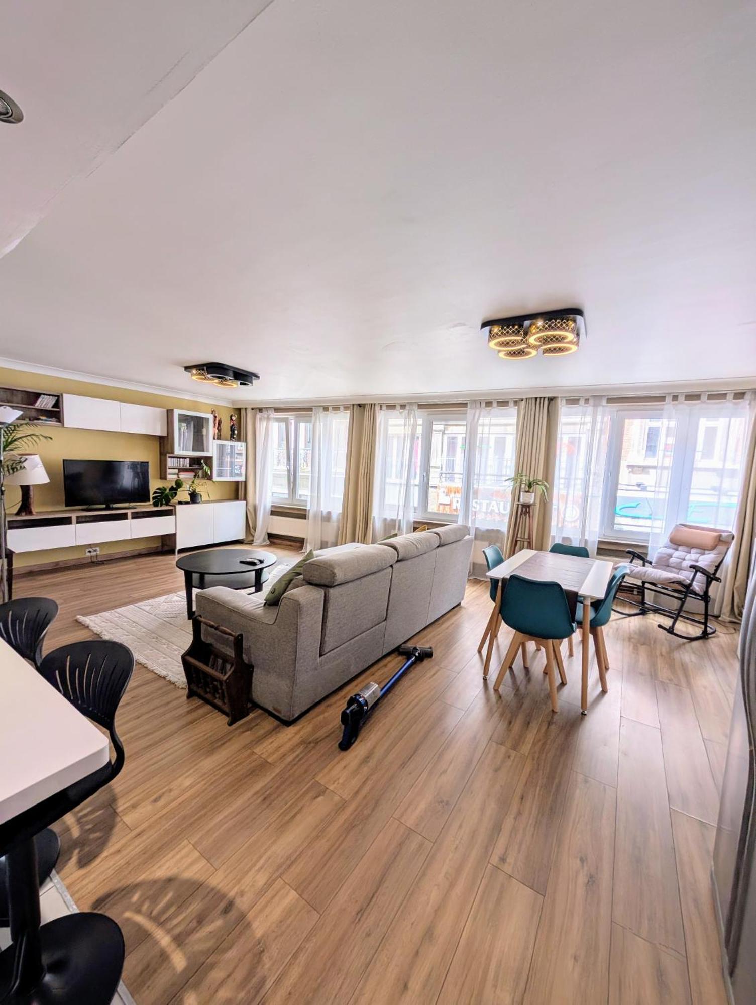Superbe Appartement Dans Le Centre De Mons - Arivee Autonome Zewnętrze zdjęcie